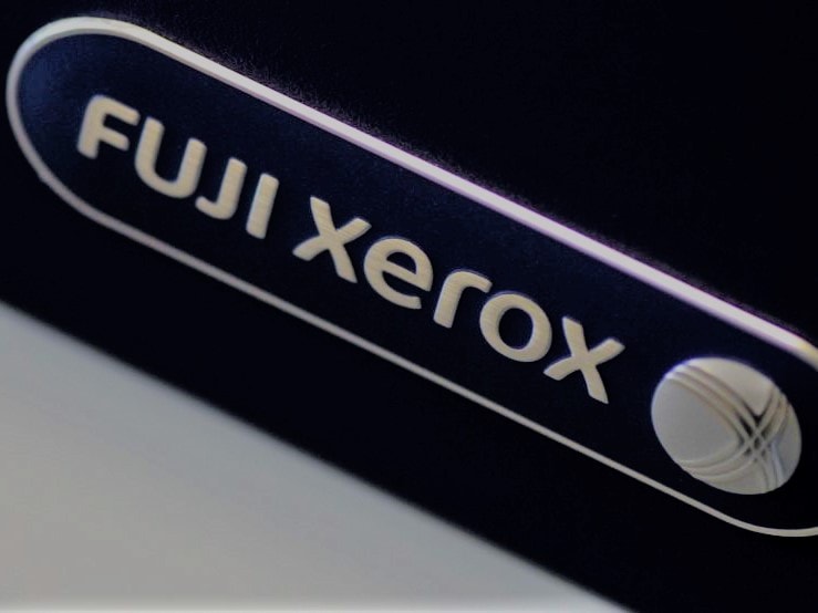 FUJIFILM TO OWN MAJOR STAKE IN XEROX 