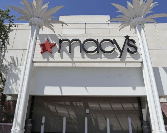 Macy to slash 3,900 jobs to save cash in response to weak demand!