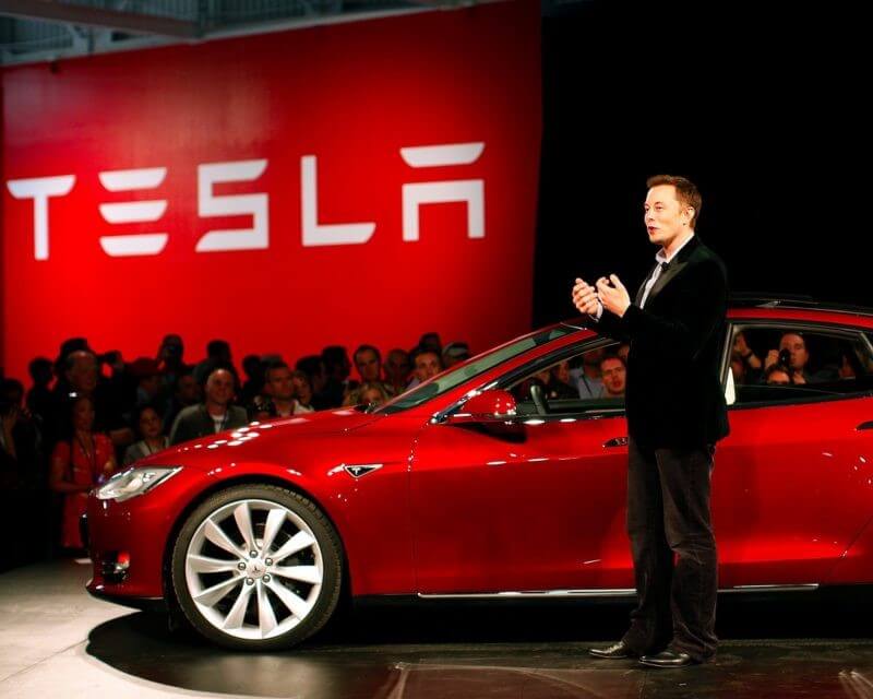 FIRED TESLA EMPLOYEE BLOWS THE WHISTLE, TURNING THE GUNS ON THE CARMAKER