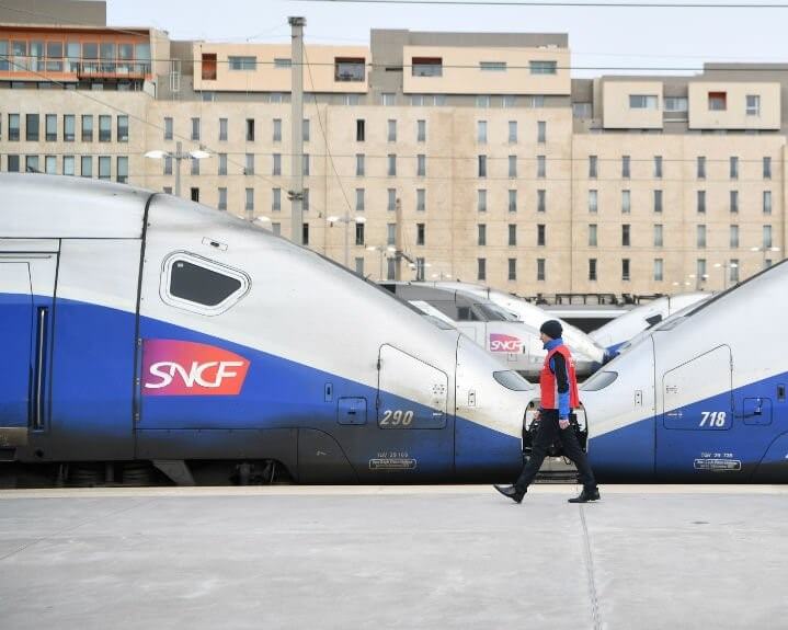 SNCF, THE STATE OWNED FRENCH RAILWAY LOSES DEAD WEIGHT BY CHOPPING OVER 2000 JOBS IN 2019