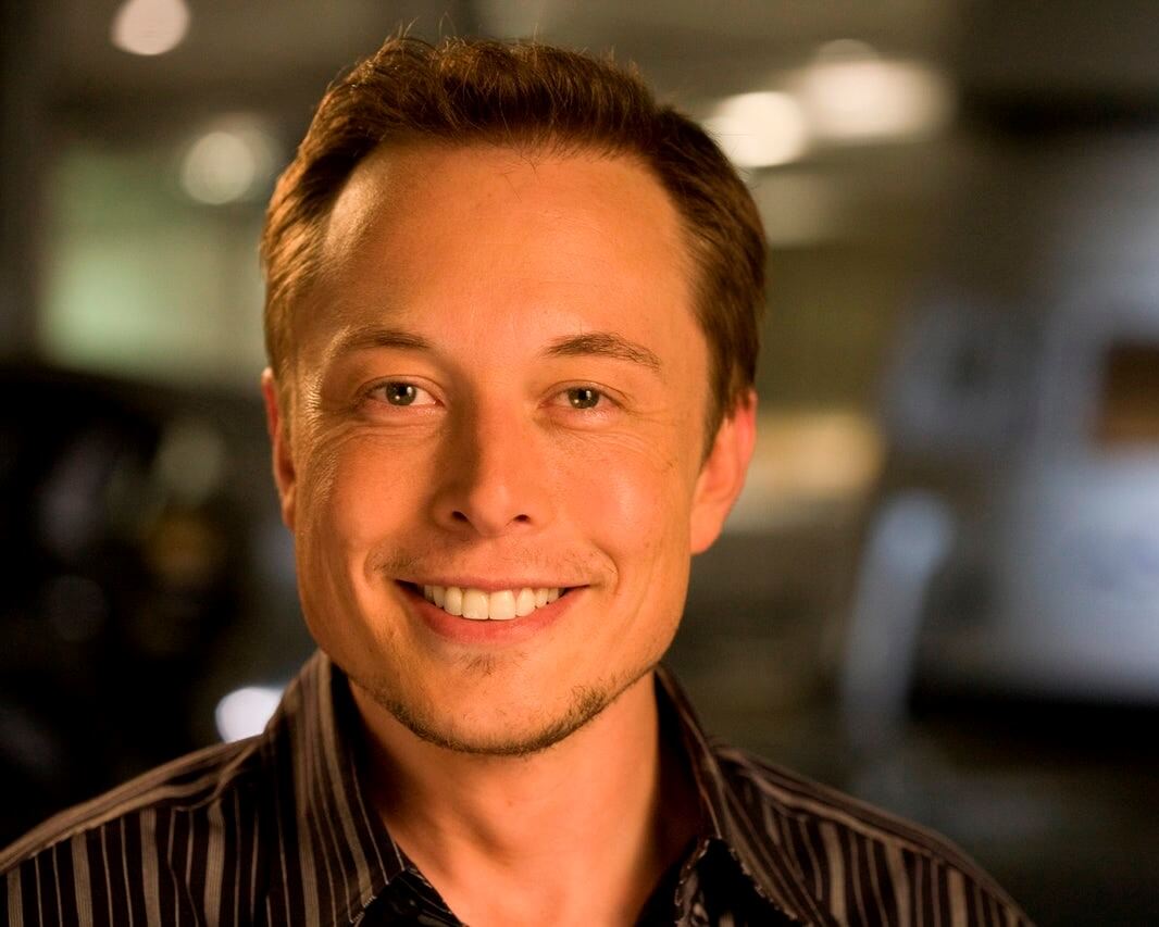 SHOULD ELON BE TWEETING MORE RESPONSIBLY?