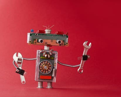 UK FIRMS PREFER HUMAN WORKERS OVER ROBOTS 