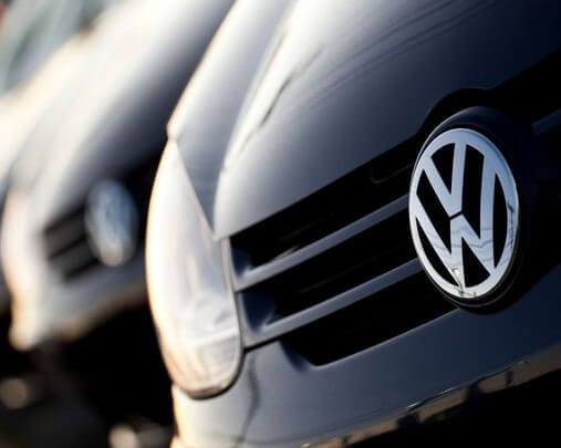 VOLKSWAGEN WORKERS REFILE A PETITION FOR UNION VOTE 