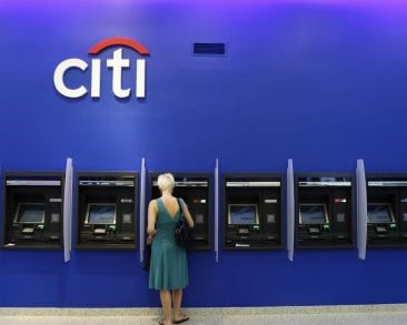 CITI SLASHES JOBS IN VIEW OF REVENUE SLUMP