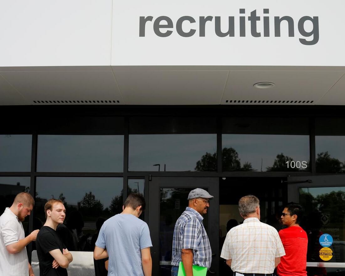 U.S HAS MORE JOBS THAN JOB SEEKERS 