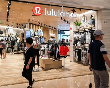 LULULEMON WORKERS CLAIM PHYSICAL ASSAULT 