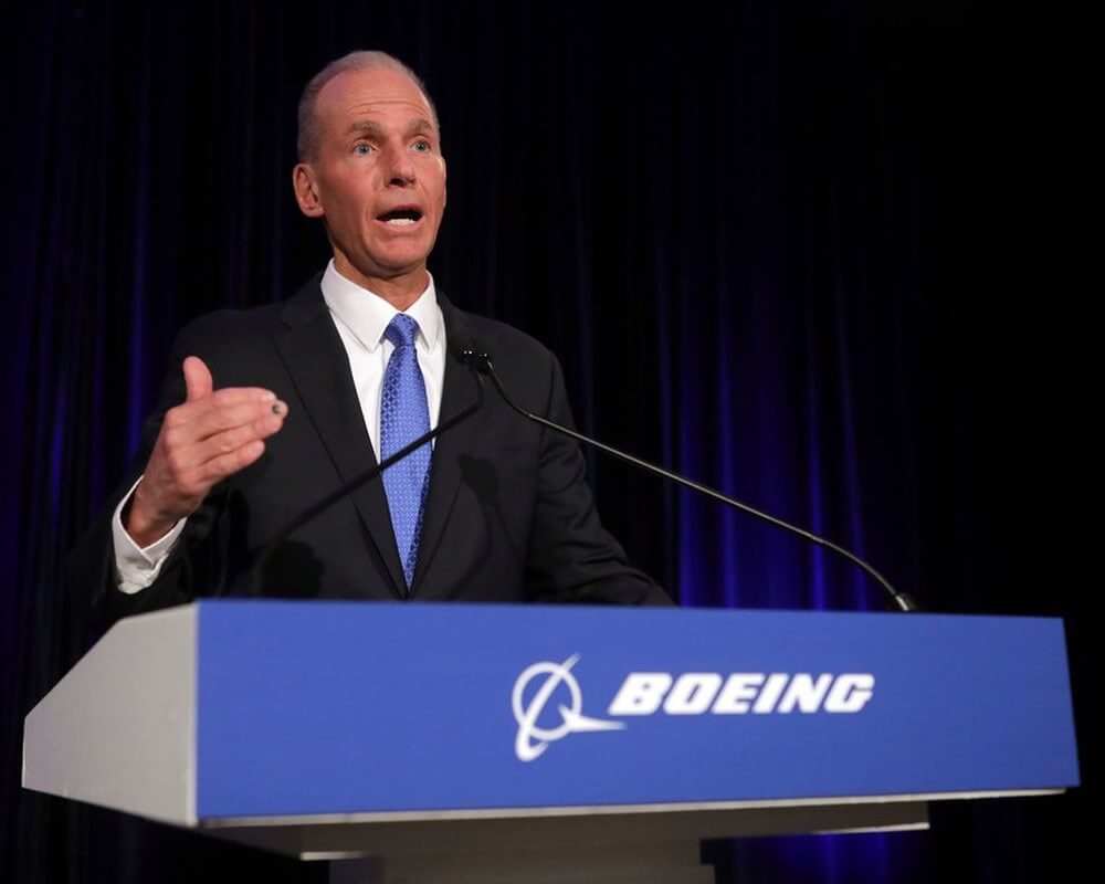 BOEING'S BOARD SPLITS CEO'S ROLE