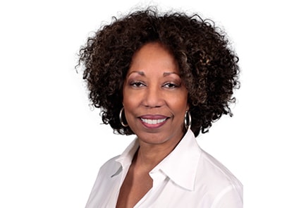 APPLES’ VP OF DIVERSITY STEPS DOWN