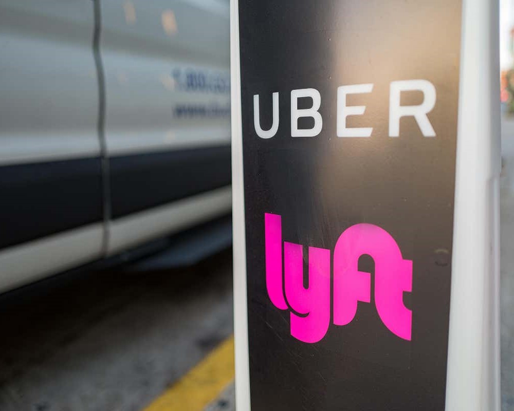 Uber and Lyft face another lawsuit over incorrect worker status!