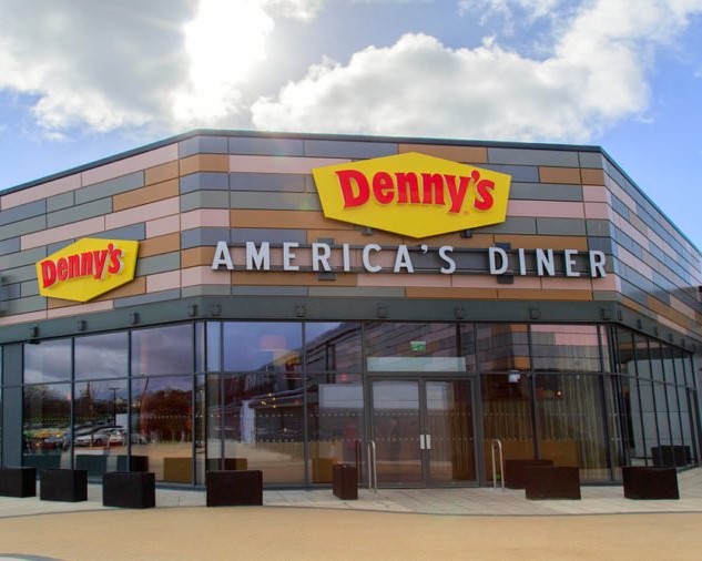Denny's plans to recruit 10K employees by 2020 end!