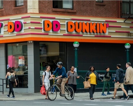 Franchisees of Dunkin' plans to hire about 25,000 workers!