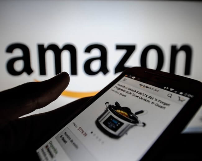 AMAZON AIMS FOR THE BIG APPLE, BUT CORPORATE FAIRY TALE IS NOT IN THE SCENES