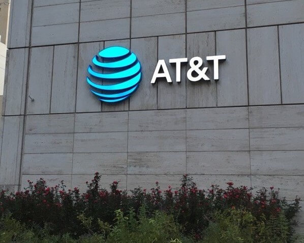  AT&T WORKERS END STRIKE 